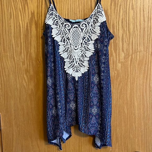 Brand New - Maurice’s Tank w/Crotchet front - Picture 1 of 3